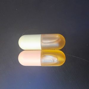 Lip bundle from kiss beauty lip plumper and gloss